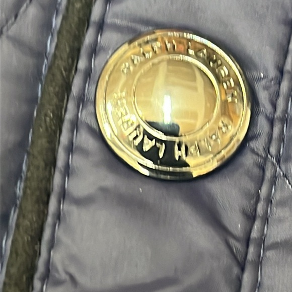 Polo Ralph Lauren’s Quilted Hybrid Vest crafted with recycled polyester-nylon - Picture 8 of 16